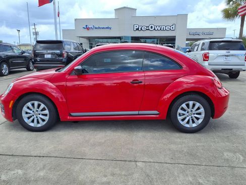 Used 2017 Volkswagen Beetle 1.8T S FWD image 9