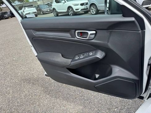 Used 2025 Honda Civic Sport image 15