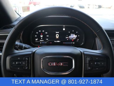 Used 2023 GMC Yukon XL AT4 w/ AT4 Premium Plus Package AWD/4WD image 28