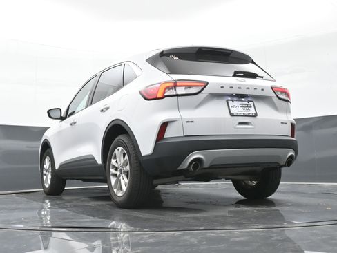 Used 2022 Ford Escape SE w/ Convenience Package image 41