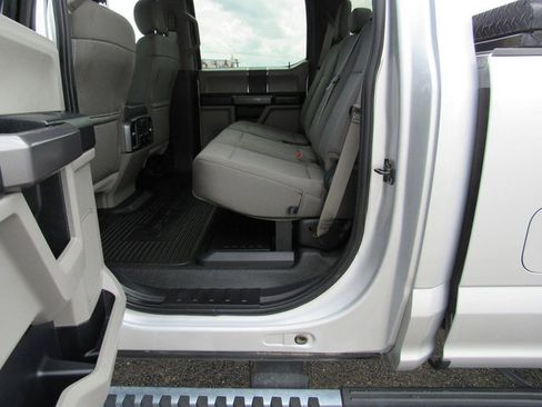 Used 2019 Ford F250 XLT w/ Snow Plow Prep Package AWD/4WD image 27