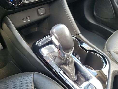 Used 2024 Buick Encore GX Sport Touring w/ Comfort Package FWD image 22