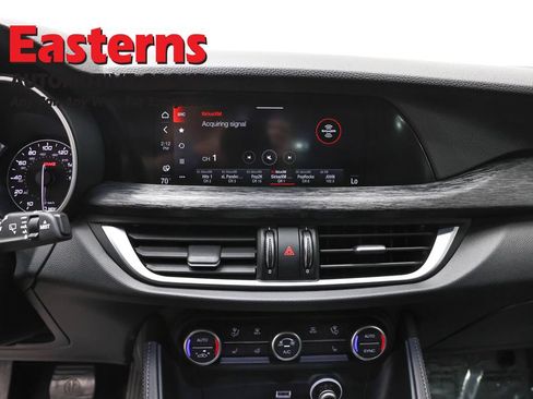 Used 2020 Alfa Romeo Stelvio AWD image 12