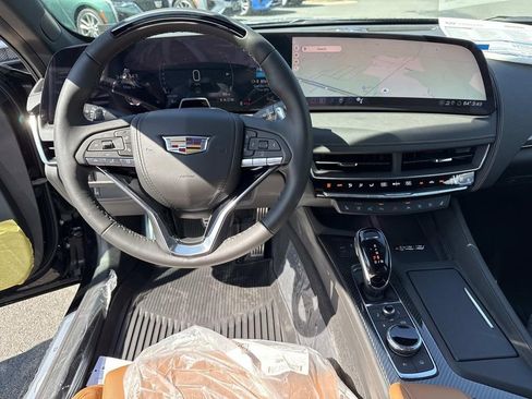 New 2026 Cadillac CT5 Sport w/ Platinum Package AWD/4WD image 10