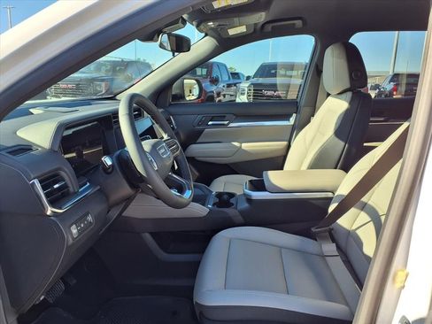 New 2026 GMC Terrain Elevation w/ Elevation Premium Package image 12