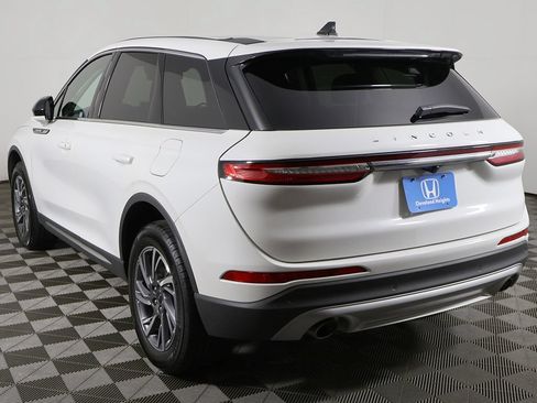 Used 2024 Lincoln Corsair AWD image 8