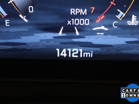 Used 2025 Chevrolet Traverse LT image 19