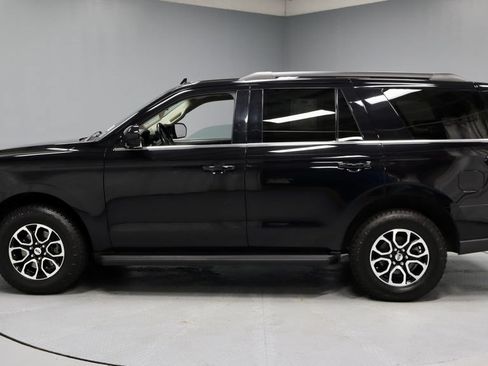 Certified 2024 Ford Expedition XLT AWD/4WD image 8