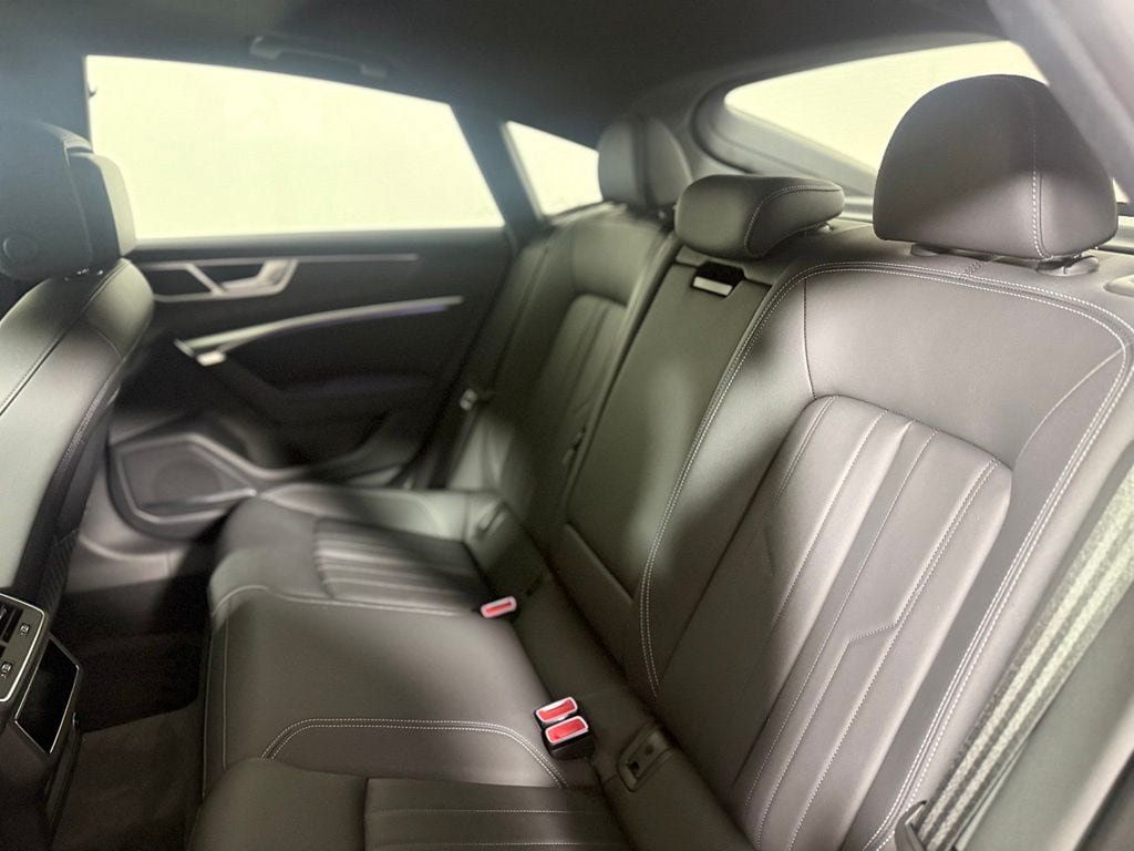 Used 2021 Audi A7 e Premium Plus w/ Interior Protection Package AWD/4WD image 23