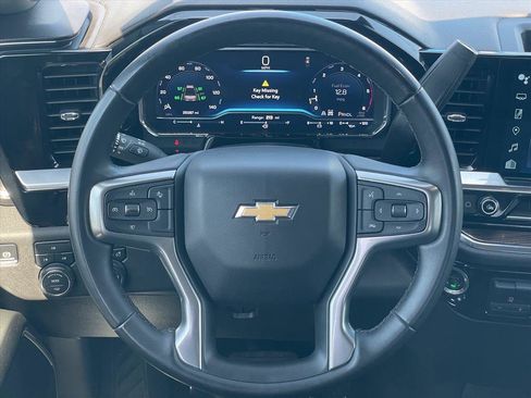 Used 2024 Chevrolet Silverado 2500 LT image 13