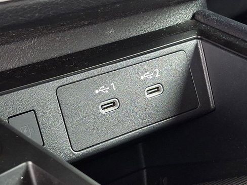 Certified 2025 Nissan Kicks SV image 23