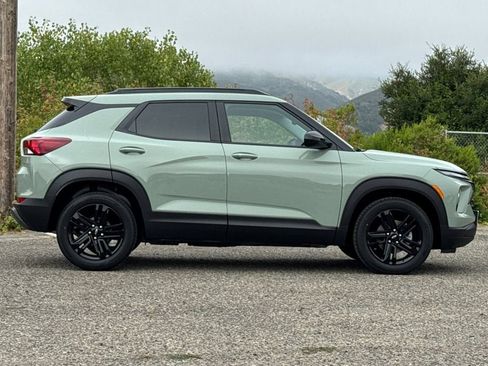 New 2026 Chevrolet TrailBlazer LT w/ Convenience Package FWD image 3