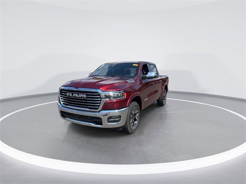 Used 2025 RAM 1500 Laramie image 3