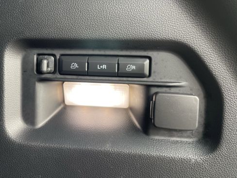 Used 2022 Ford Explorer Limited w/ Hybrid Equipment Group 310A image 37