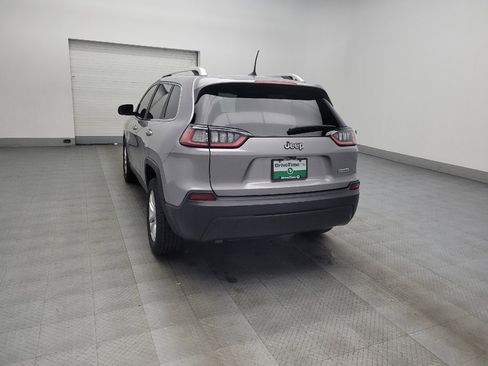 Used 2019 Jeep Cherokee Latitude w/ Popular Appearance Group image 5