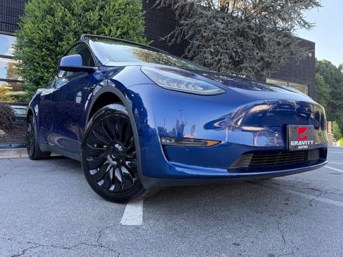 Used 2021 Tesla Model Y Long Range AWD/4WD image 8