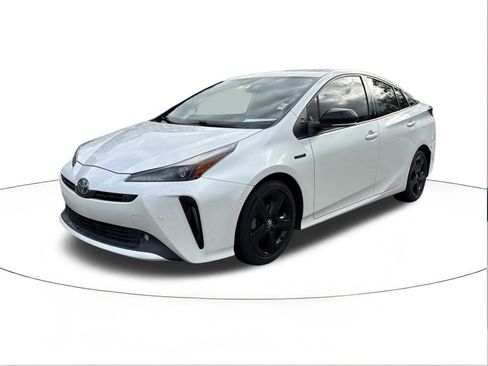 Used 2021 Toyota Prius 20th Anniversary Edition image 7