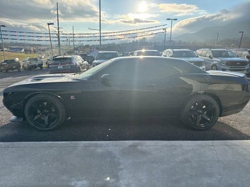 Used 2023 Dodge Challenger R/T Scat Pack image 12
