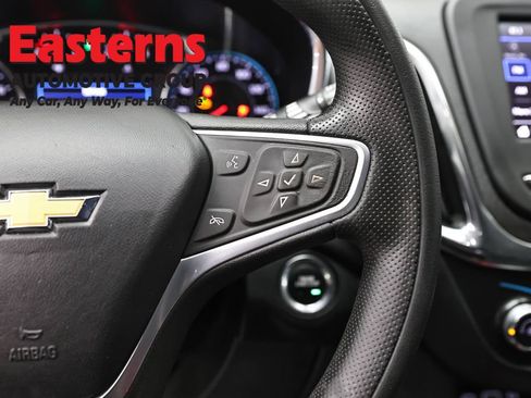Used 2022 Chevrolet Equinox LT FWD image 15