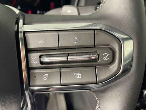 New 2026 GMC Terrain Elevation w/ Elevation Premium Package AWD/4WD image 8