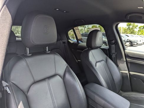 Used 2022 Alfa Romeo Stelvio Sprint image 11