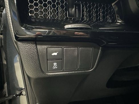 Used 2024 Honda CR-V EX-L image 16
