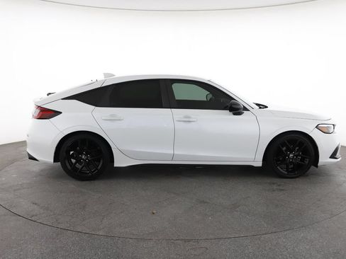Used 2024 Honda Civic Sport image 14