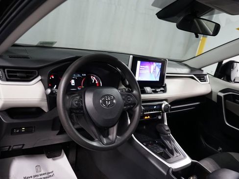 Certified 2025 Toyota RAV4 XLE AWD/4WD image 11