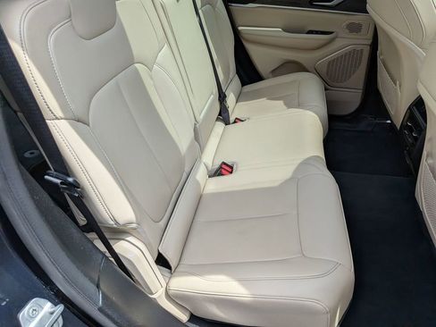 Used 2022 Jeep Grand Cherokee Limited 4xe image 30