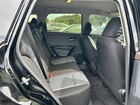 Certified 2023 Nissan Rogue SV FWD image 41