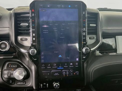 Used 2025 RAM 1500 Limited AWD/4WD image 14