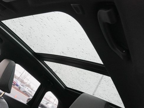 Certified 2025 BMW X1 xDrive28i image 15