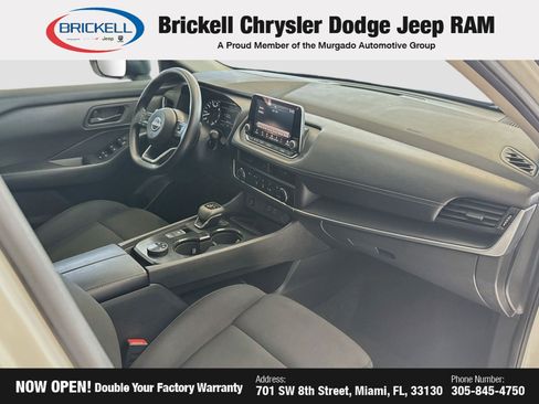 Used 2024 Nissan Rogue S AWD/4WD image 14