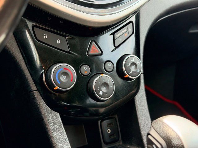 Used 2017 Chevrolet Sonic LT w/ Fun and Sun Package FWD image 14