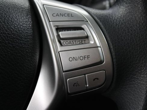 Used 2015 Nissan Rogue SV AWD/4WD image 47