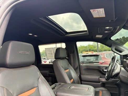 Used 2020 GMC Sierra 2500 AT4 w/ AT4 Premium Package AWD/4WD image 12