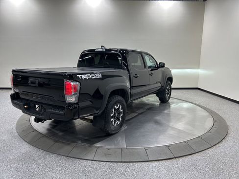 Used 2023 Toyota Tacoma TRD Off-Road w/ TRD Premium Off Road Package AWD/4WD image 7