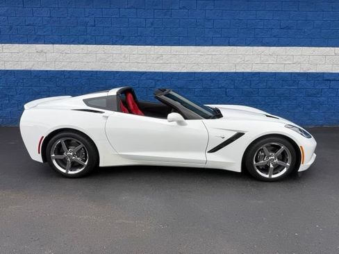 Used 2015 Chevrolet Corvette Stingray Coupe w/ 2LT Preferred Equipment Group RWD image 2