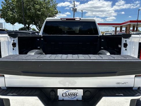 Used 2025 GMC Sierra 1500 SLT RWD image 31