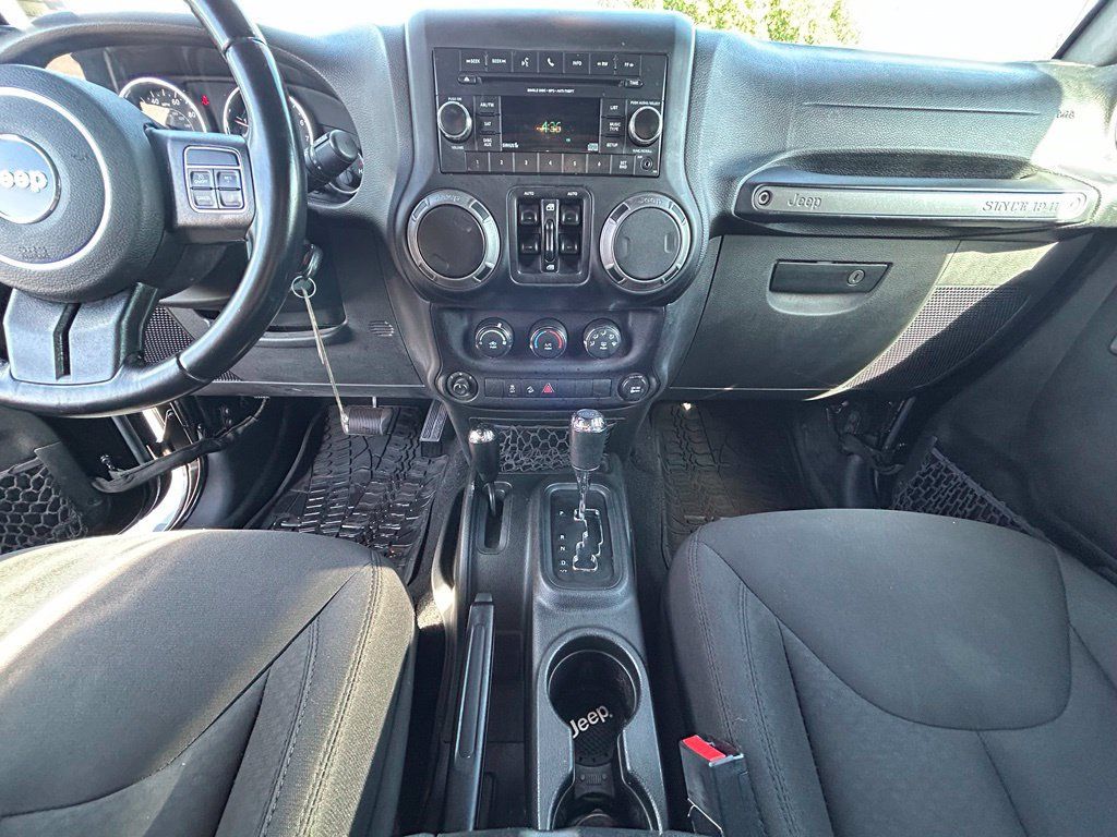 Used 2017 Jeep Wrangler Unlimited Sport w/ Quick Order Package 24S AWD/4WD image 19