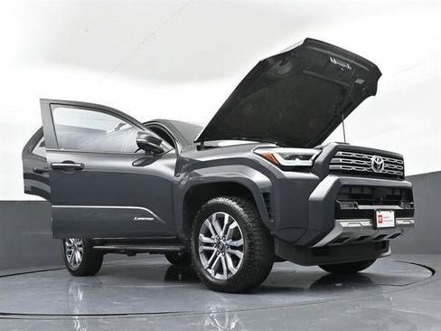 Certified 2026 Toyota 4Runner Limited AWD/4WD image 43