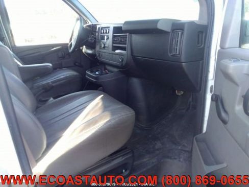 Used 2011 Chevrolet Express 1500 image 7