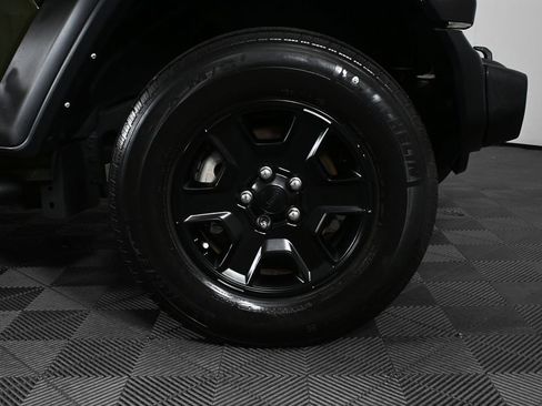 Used 2022 Jeep Wrangler Unlimited Sport AWD/4WD image 33