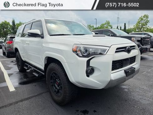Used 2024 Toyota 4Runner TRD Off-Road Premium w/ Off Road Premium Plus Package AWD/4WD image 3