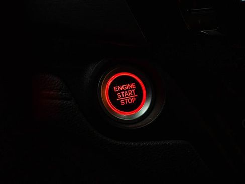 Used 2018 Honda Odyssey Touring image 19