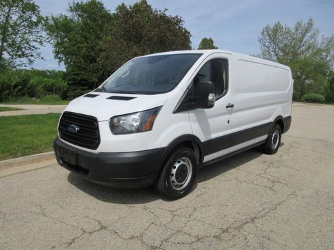 Used 2019 Ford Transit 150 130 Low Roof RWD image 27