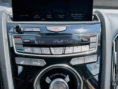 Used 2024 Acura RDX SH-AWD image 32