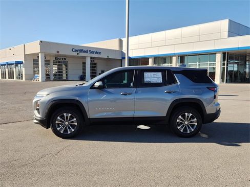 New 2026 Chevrolet Equinox LT w/ Convenience Package II image 4