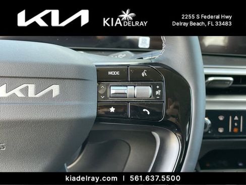 New 2026 Kia Sorento LX FWD image 24