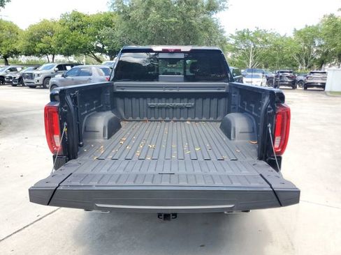 Used 2023 GMC Sierra 1500 Denali w/ Denali Reserve Package AWD/4WD image 10